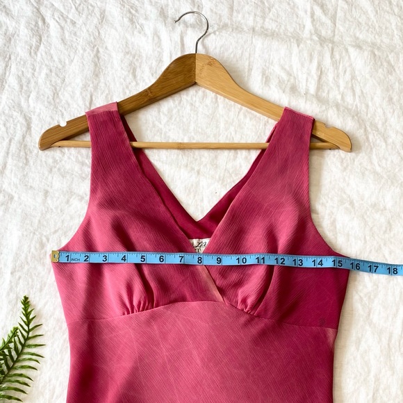 COPY - Lori Ann Montreal Vintage Dress - Picture 6 of 12